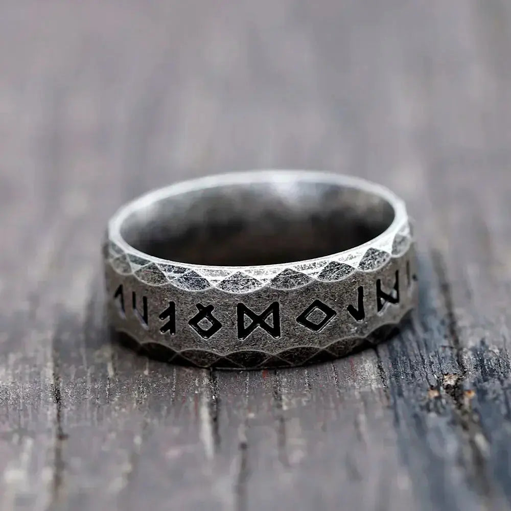 YILUOCD Stainless Steel Viking Runes Ring for Men Women Vintage Nordic Celtic Knot Rings Odin Letter Amulet Jewelry Wholesale Horiva
