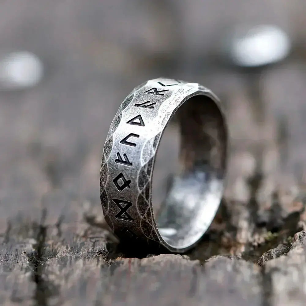 YILUOCD Stainless Steel Viking Runes Ring for Men Women Vintage Nordic Celtic Knot Rings Odin Letter Amulet Jewelry Wholesale Horiva